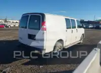2016 GMC Savana photo