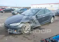 2016 Tesla MODEL S фото