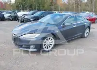 2016 Tesla Model S фото