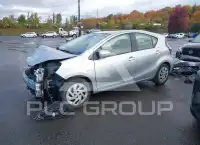 2016 Toyota PRIUS фото