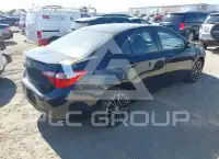 2016 Toyota COROLLA фото