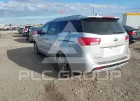 2016 KIA Sedona photo
