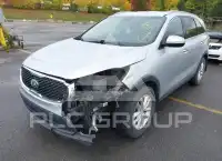 2016 KIA Sorento photo