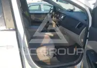 2016 KIA Sedona фото