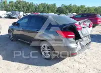 2016 Ford FOCUS photo