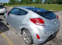 2016 Hyundai Veloster photo