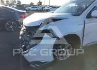 2017 Mitsubishi OUTLANDER фото