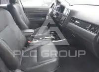 2017 Mitsubishi OUTLANDER photo