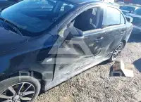 2017 Mitsubishi LANCER фото