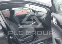 2017 Nissan SENTRA фото