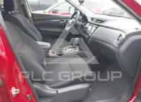 2017 Nissan ROGUE photo