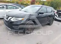 2017 Nissan ROGUE photo
