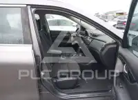 2017 Nissan ROGUE photo