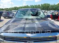 2017 Chevrolet SILVERADO photo