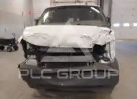 2017 Chevrolet Express photo