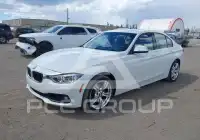 2017 BMW 330 фото