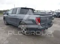 2017 Honda RIDGELINE photo