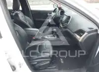 2017 Jeep CHEROKEE photo