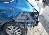 2017 Mazda 3 фото