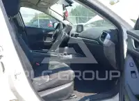 2017 Mazda 3 photo