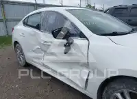 2017 Mazda 3 фото