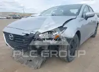 2017 Mazda 3 photo