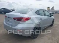 2017 Mazda 3 photo