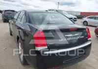 2017 Chrysler 300 photo