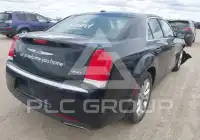 2017 Chrysler 300 photo