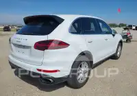 2017 Porsche CAYENNE фото