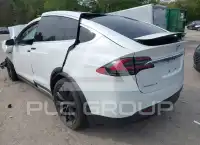 2017 Tesla Model X фото