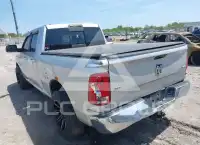 2017 RAM 1500 photo