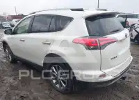 2017 Toyota RAV4 фото