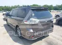 2017 Toyota SIENNA photo