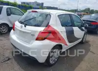 2017 Toyota YARIS фото