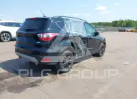 2017 Ford ESCAPE photo