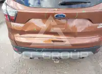 2017 Ford ESCAPE photo