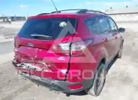 2017 Ford ESCAPE photo