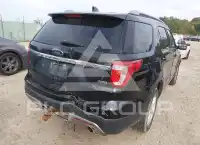 2017 Ford EXPLORER photo