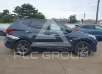2017 Hyundai Santa FE photo