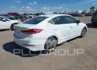 2017 Hyundai Elantra photo