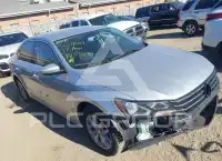 2017 Volkswagen PASSAT фото