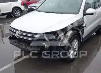 2017 Volkswagen Tiguan photo