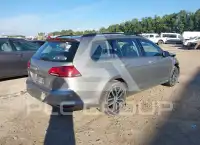 2017 Volkswagen GOLF photo