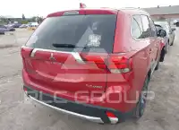 2018 Mitsubishi OUTLANDER photo