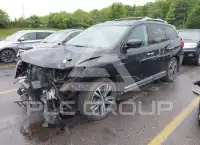 2018 Nissan PATHFINDER photo