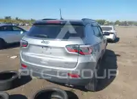 2018 Jeep COMPASS фото