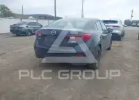 2018 Mazda 3 photo