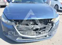 2018 Mazda 3 фото