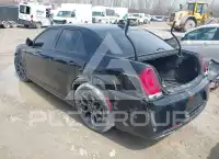2018 Chrysler 300 фото